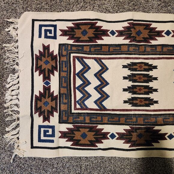 Southwest Aztec Accent Rug 26 x 21.5" Fringe Small Neutral Colors Vtg Cotton - Picture 10 of 14